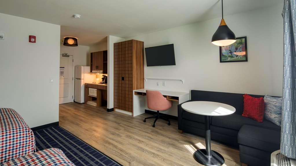 Uptown Extended Tampa Fl - 3*
